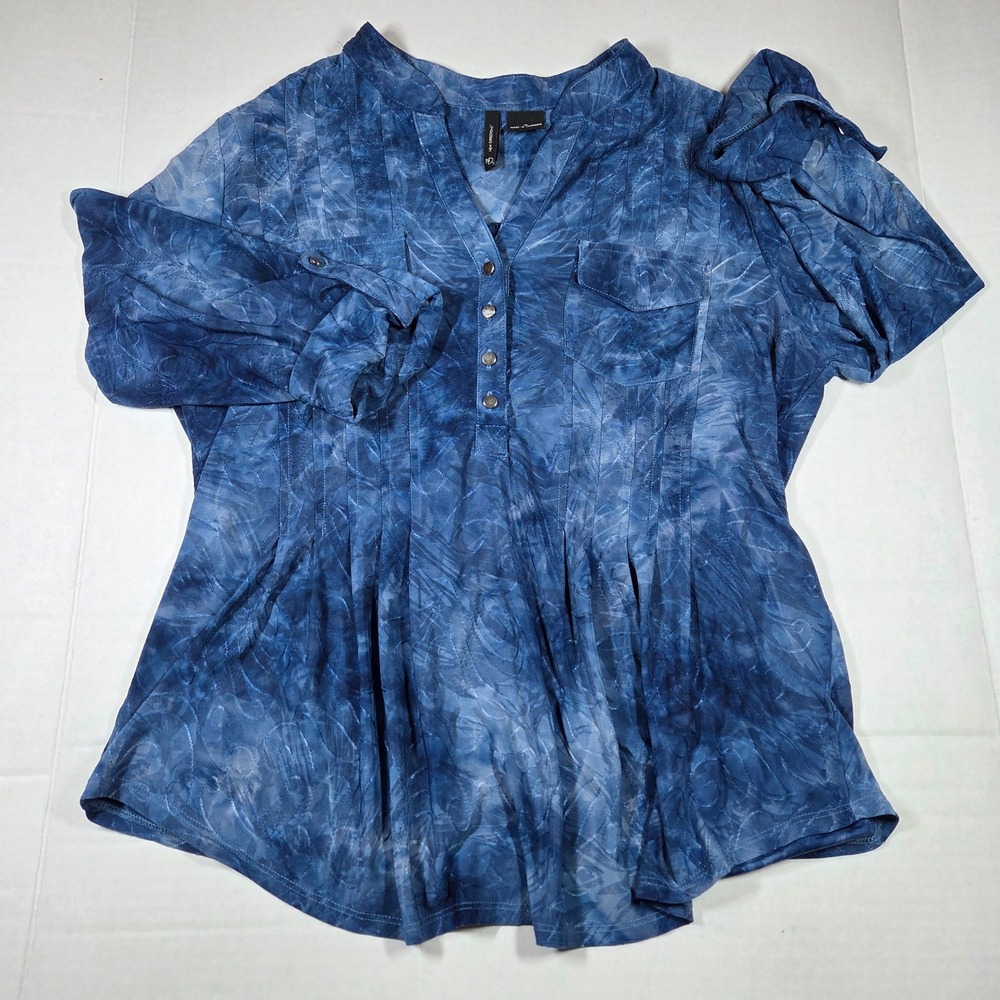 New Directions Blue Tie Dye Embroidered Pintuck Roll Tab Sleeve Blouse Large